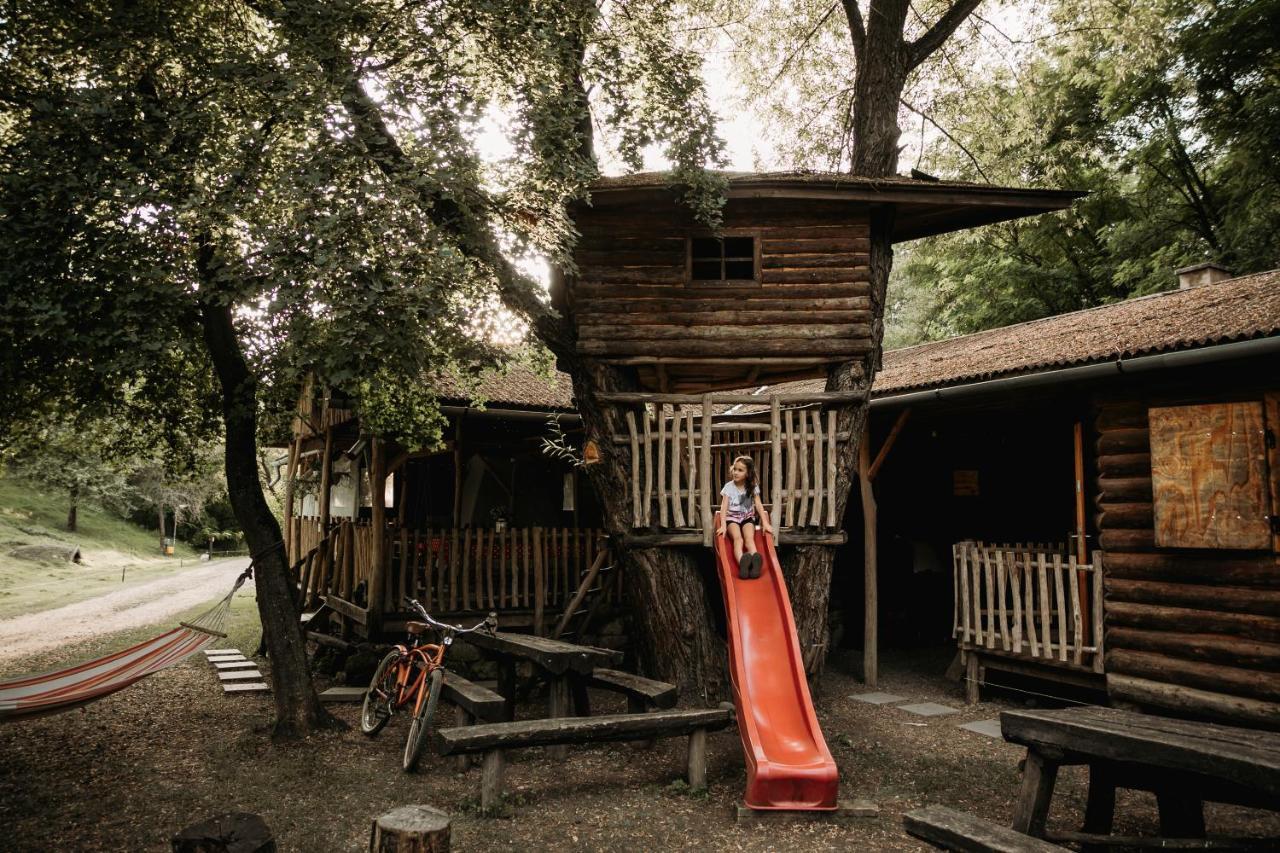 Vackorkert Sirok Exterior foto