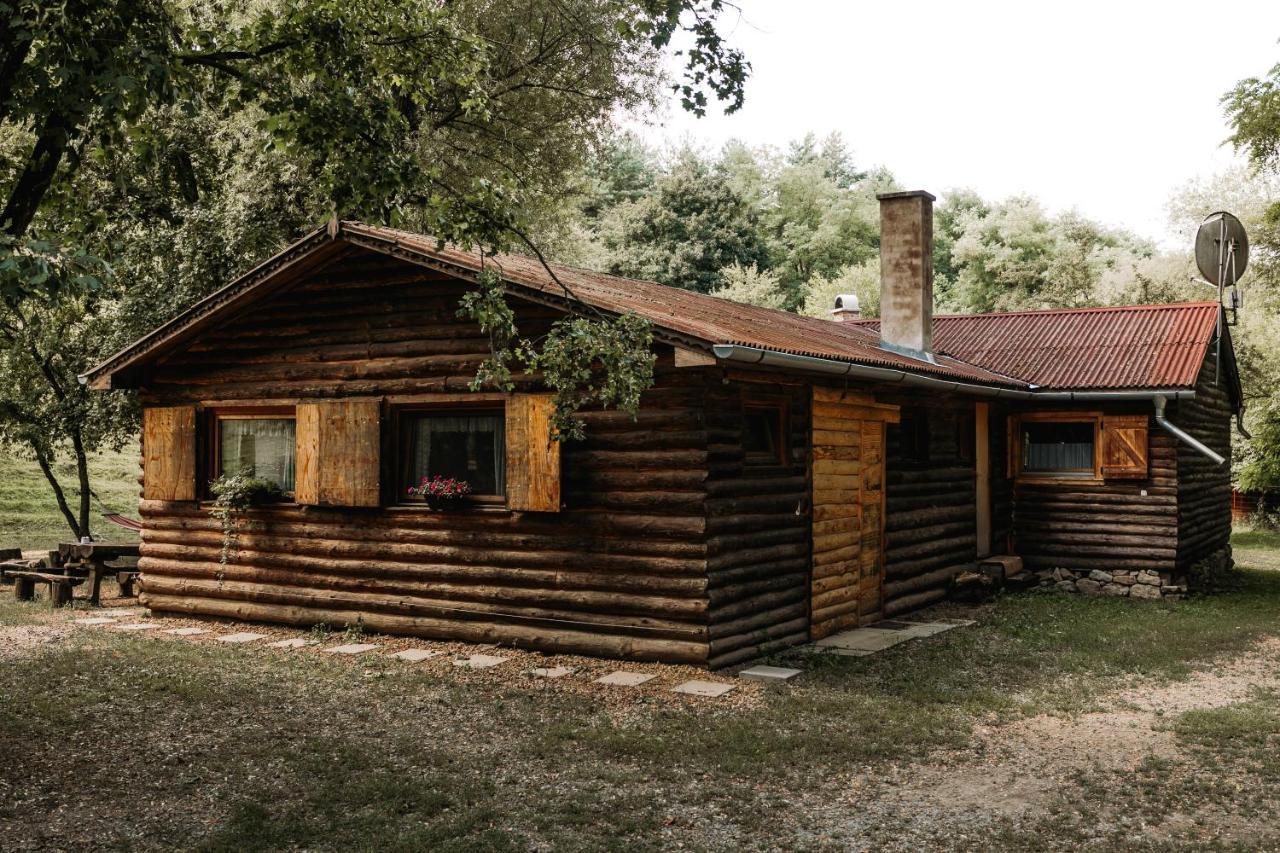 Vackorkert Sirok Exterior foto